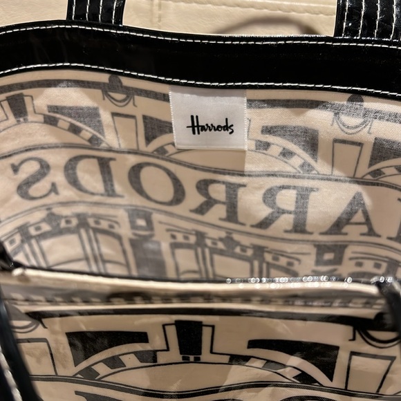 Harrods of London shopping bag. - Picture 2 of 5